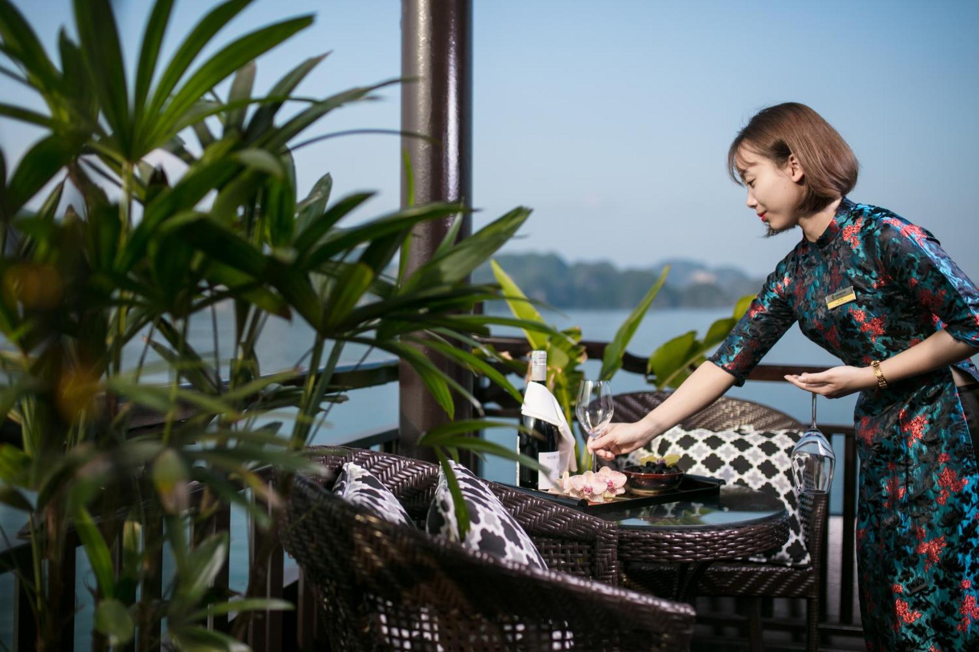 Hotel Genesis Luxury Regal Cruises Hạ Long Zimmer foto